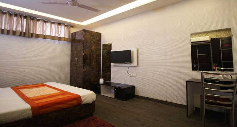 J.K Hotel, New Delhi 4
